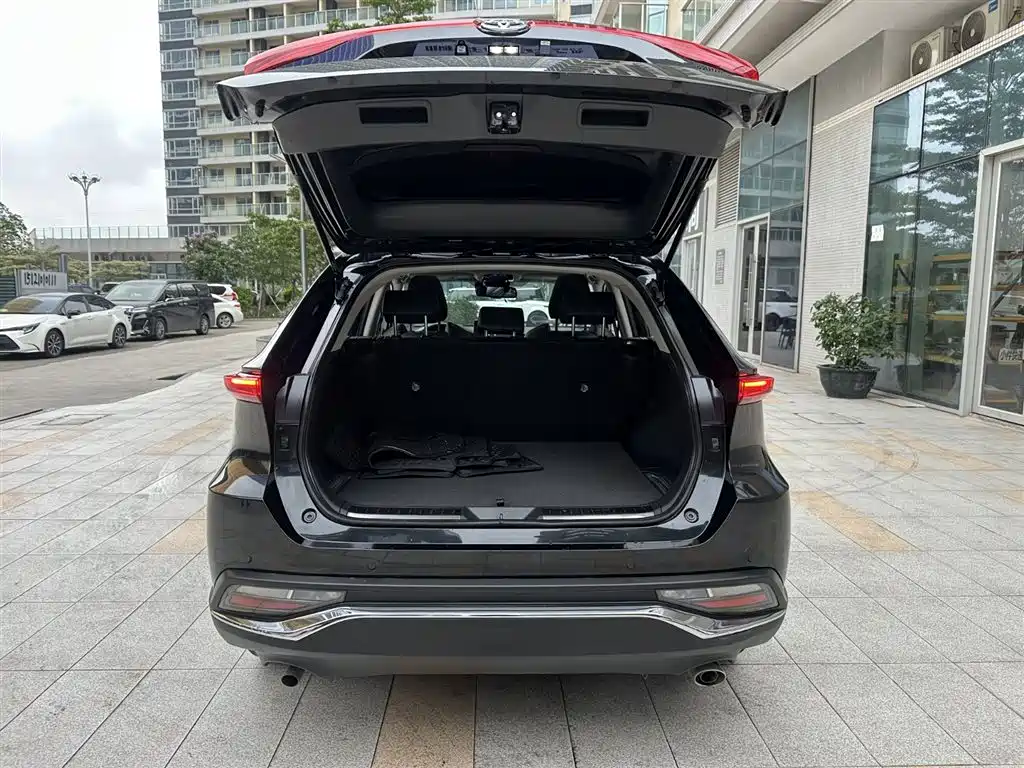 Toyota Toyota Harrier 2022 Hybrid 2.5L CVT FWD Luxury Edition 2023 - thumbnail 21