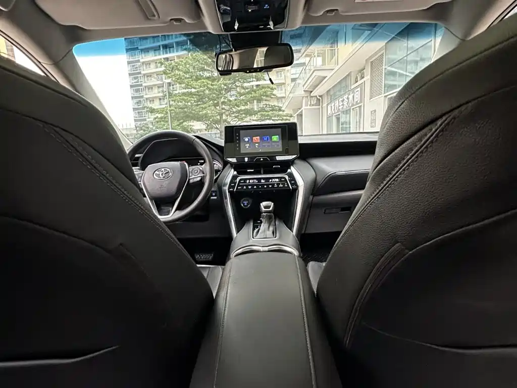 Toyota Toyota Harrier 2022 Hybrid 2.5L CVT FWD Luxury Edition 2023 - thumbnail 25