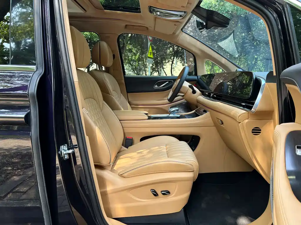 Voyah Voyah Dreamer 2024 PHEV Ultra Long Range Flagship Edition 2024 - thumbnail 6