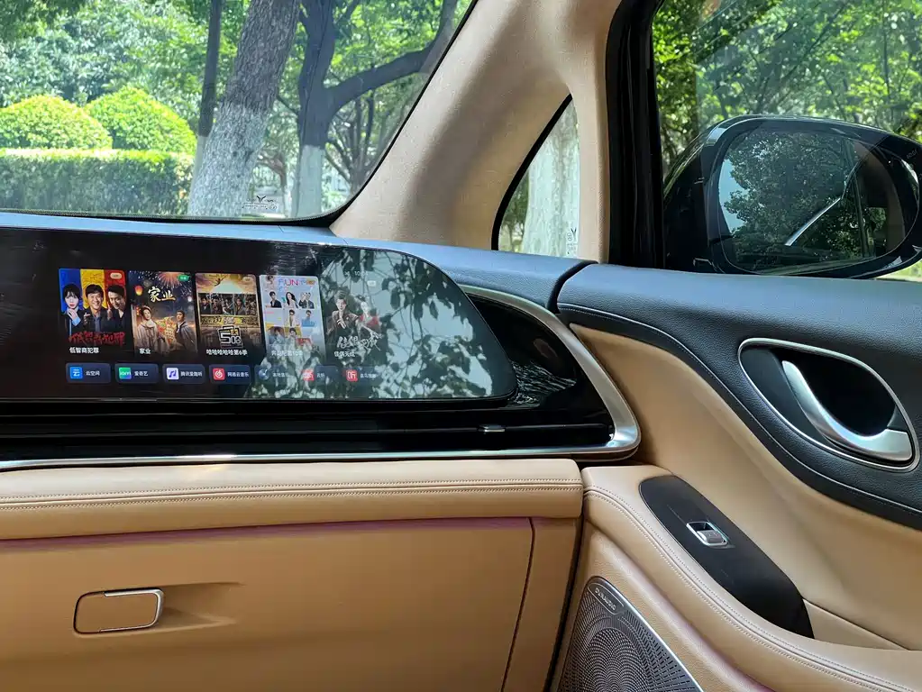 Voyah Voyah Dreamer 2024 PHEV Ultra Long Range Flagship Edition 2024 - thumbnail 16