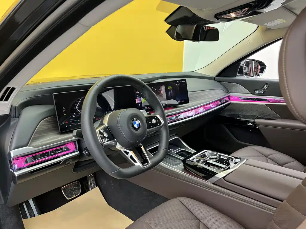BMW BMW 7 Series 2023 735Li M Sport Package 2025 - thumbnail 6