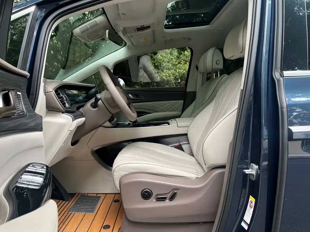 Denza Denza D9 2022 DM-i 970 AWD Flagship Edition 2024 - thumbnail 8