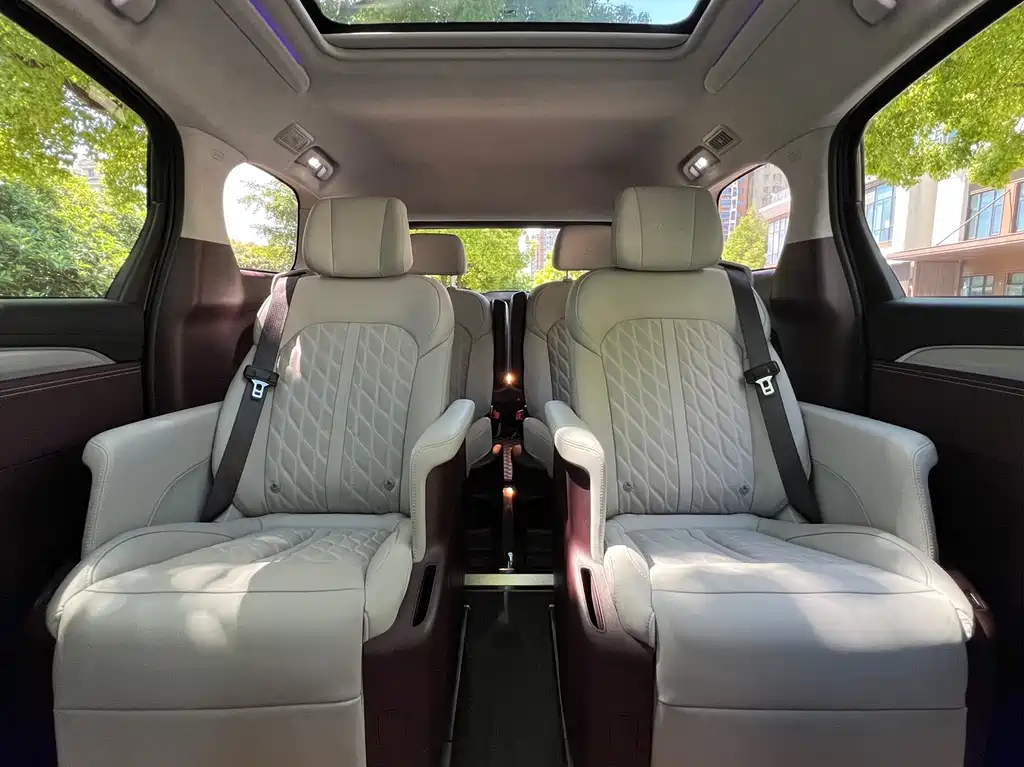 Buick Buick GL8 2022 Avenir 6-Seat Xianli Edition 2022 - thumbnail 12