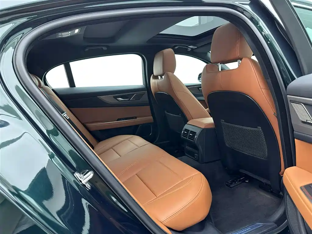 Jaguar Jaguar XEL 2024 2.0T 250PS R-DYNAMIC S 2024 - thumbnail 22