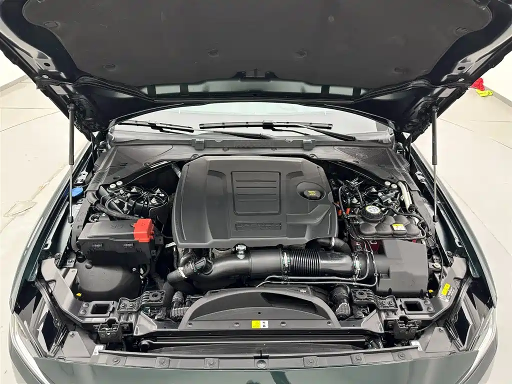 Jaguar Jaguar XEL 2024 2.0T 250PS R-DYNAMIC S 2024 - thumbnail 26