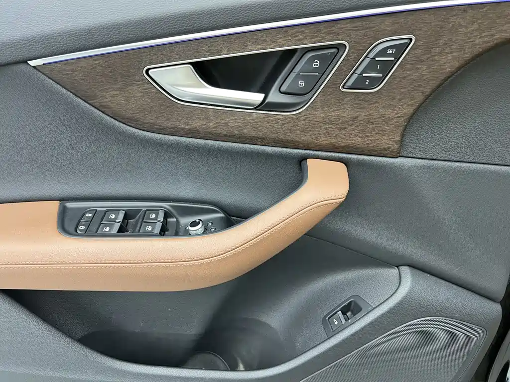 Audi Audi Q7 2023 45 TFSI quattro S line 2023 - thumbnail 8