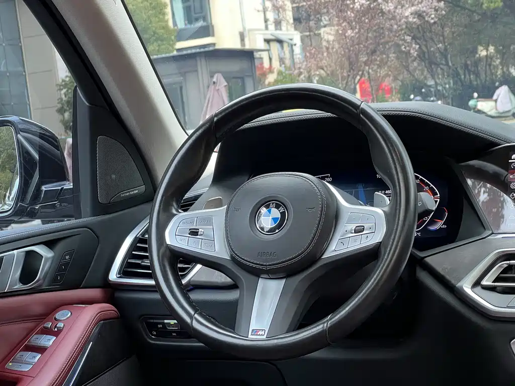 BMW BMW X5 2022 xDrive 30Li M Sport Package 2023 - thumbnail 17