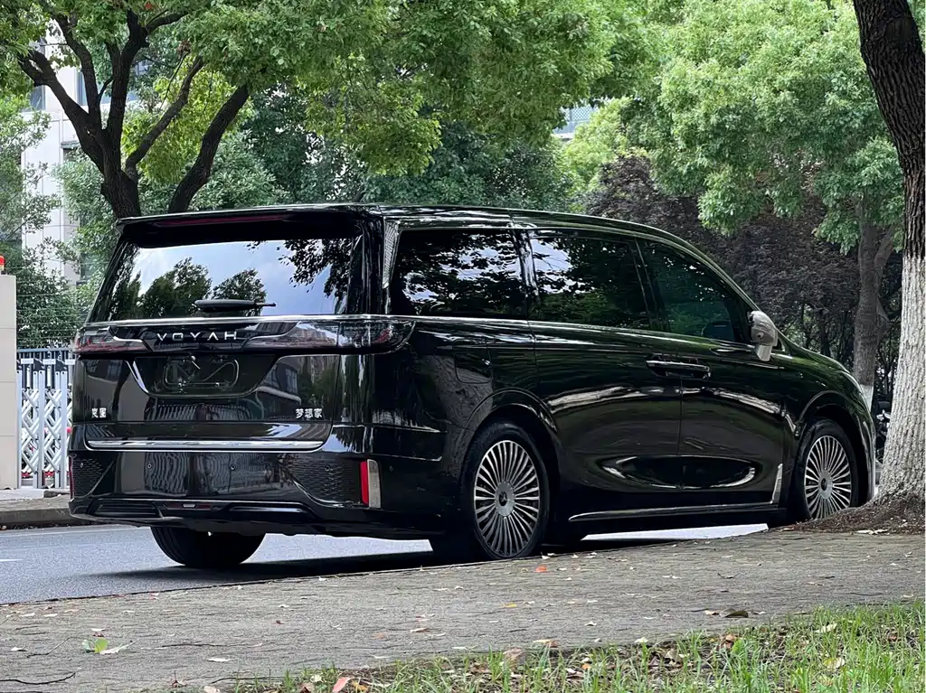 Voyah Voyah Dreamer 2025 PHEV AWD Flagship Kunpeng Edition 2024 - thumbnail 5