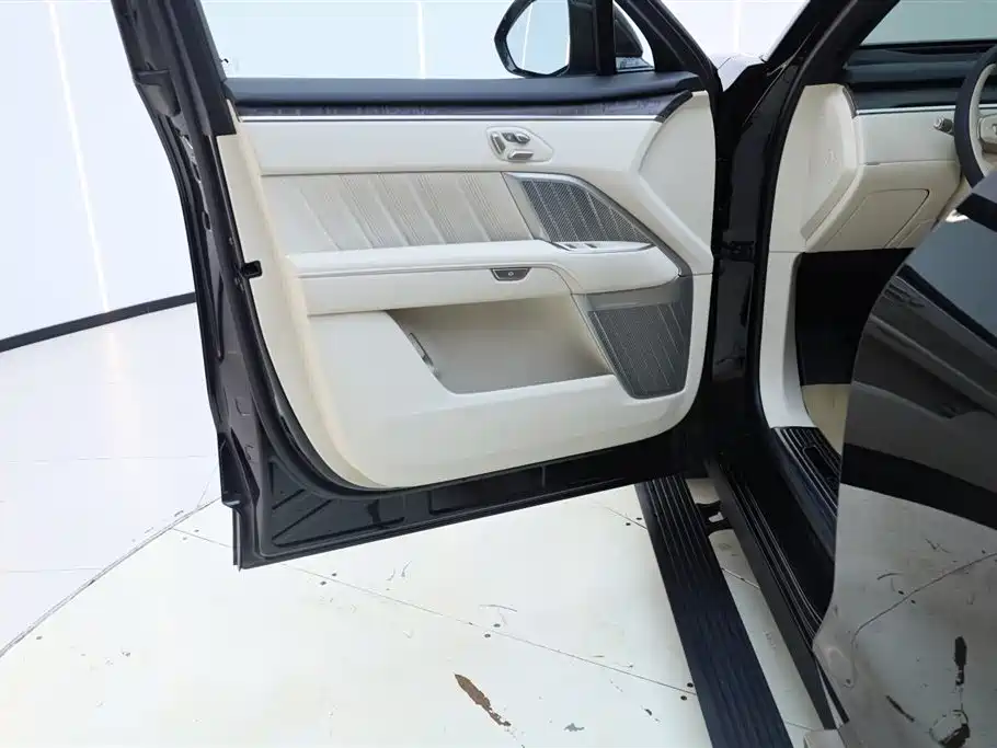 Onvo LeDao L90 2025 Ultra 6-Seater 2025 - thumbnail 17