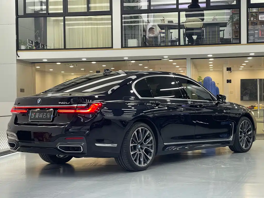 BMW BMW 7 Series 2021 740Li Leading Model M Sport Package 2022 - thumbnail 5