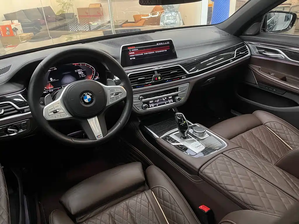 BMW BMW 7 Series 2021 740Li Leading Model M Sport Package 2022 - thumbnail 11