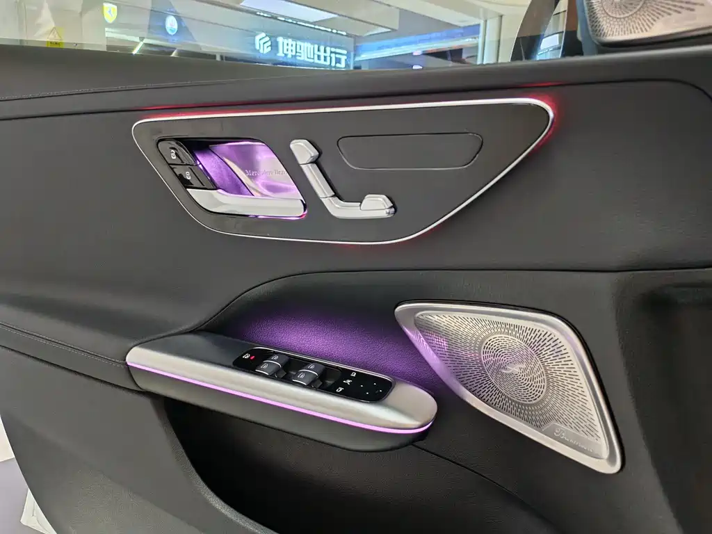 Mercedes-Benz Mercedes-Benz C-Class 2025 Facelift C 260 L Sport Edition 2025 - thumbnail 10