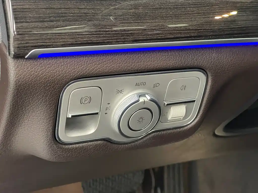 Mercedes-Benz Mercedes-Benz GLE 2020 Facelift GLE 350 4MATIC Fashion 2020 - thumbnail 29