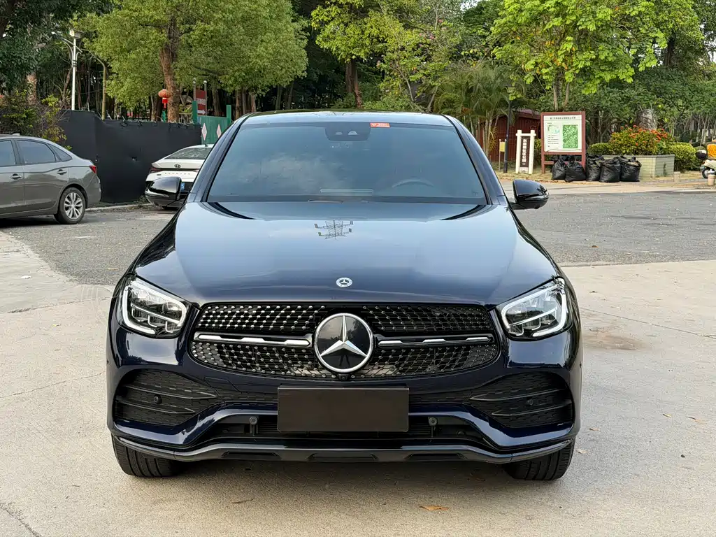 Mercedes-Benz Mercedes-Benz GLC Coupe 2022 GLC 300 4MATIC Coupe SUV 2022 - thumbnail 2