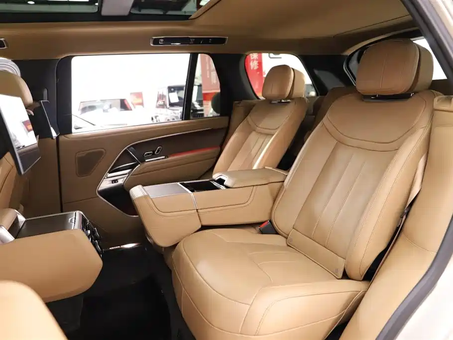 Land Rover Range Rover 2025 3.0 L6 400PS Autobiography LWB 2025 - thumbnail 7