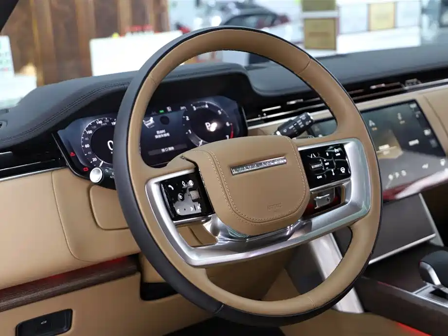 Land Rover Range Rover 2025 3.0 L6 400PS Autobiography LWB 2025 - thumbnail 17
