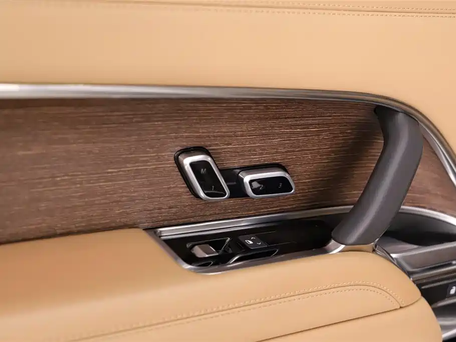Land Rover Range Rover 2025 3.0 L6 400PS Autobiography LWB 2025 - thumbnail 20
