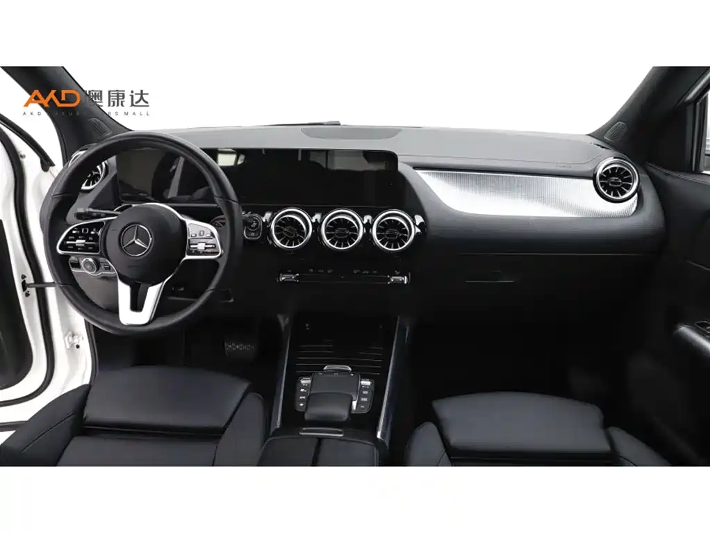 Mercedes-Benz Mercedes-Benz GLA 200 2022 - thumbnail 5