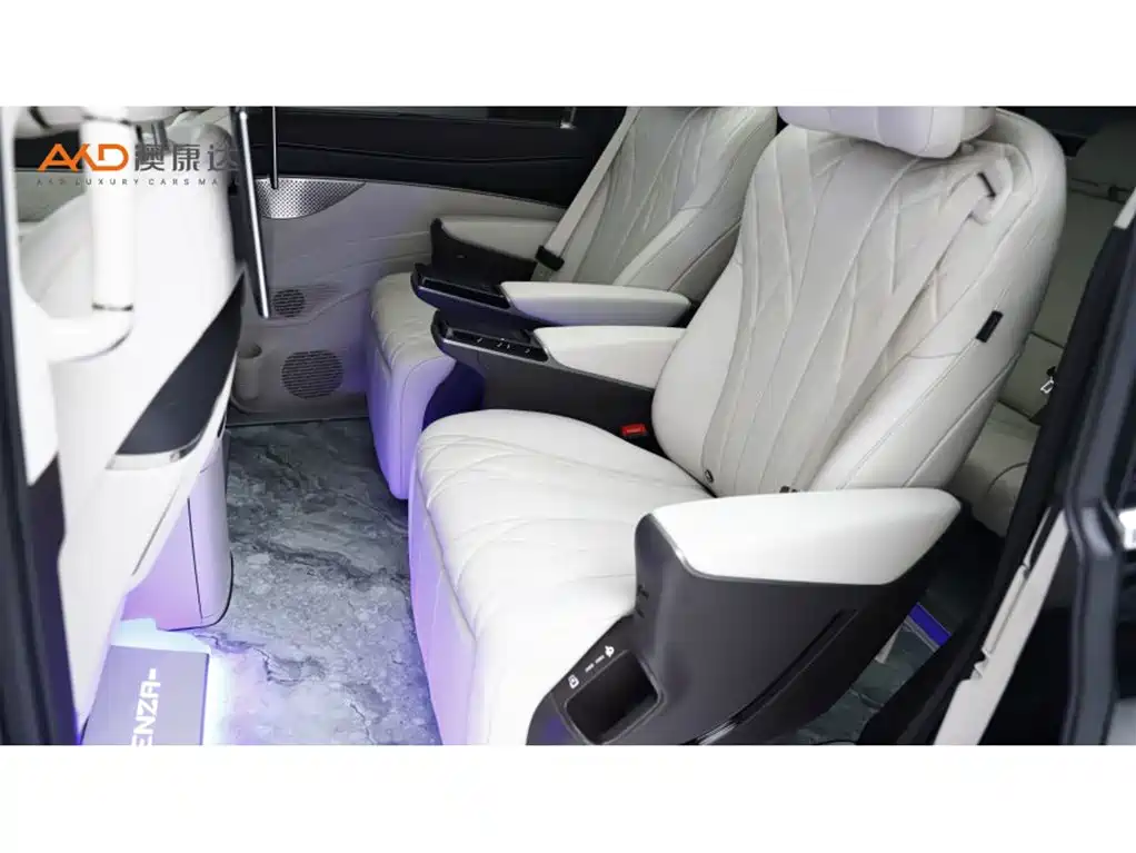 Denza Denza D9 2025 DM-i Intelligent Driving 1020 AWD Flagship 2025 - thumbnail 6