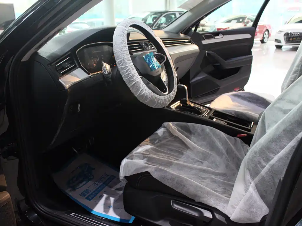 Volkswagen Magotan 2023 2 Million Edition 280TSI DSG Comfort 2026 - thumbnail 8