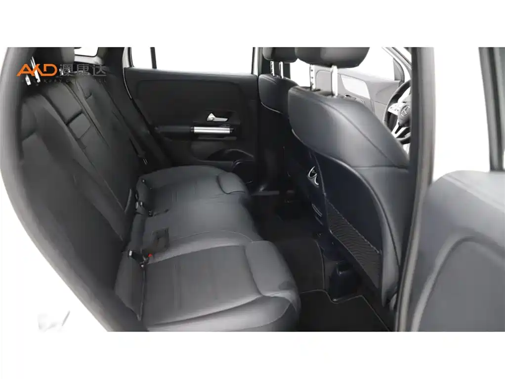 Mercedes-Benz Mercedes-Benz GLA 200 2022 - thumbnail 8