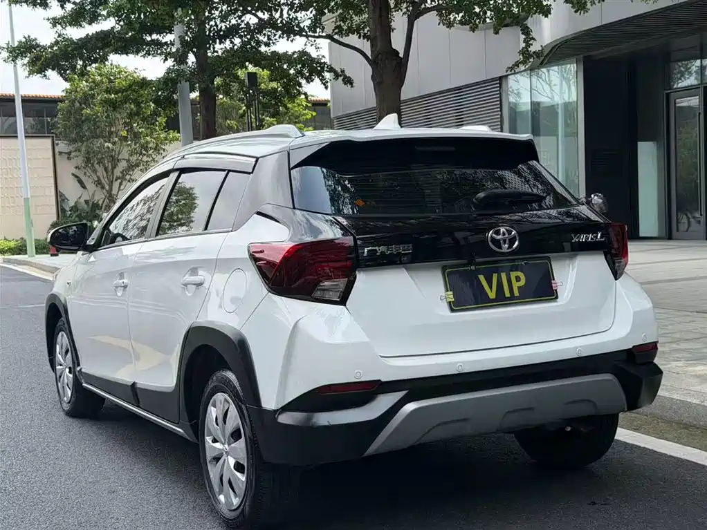 Toyota YARiS L 2022 Zhixuan X 1.5L CVT Leading PLUS Edition 2023 - thumbnail 14