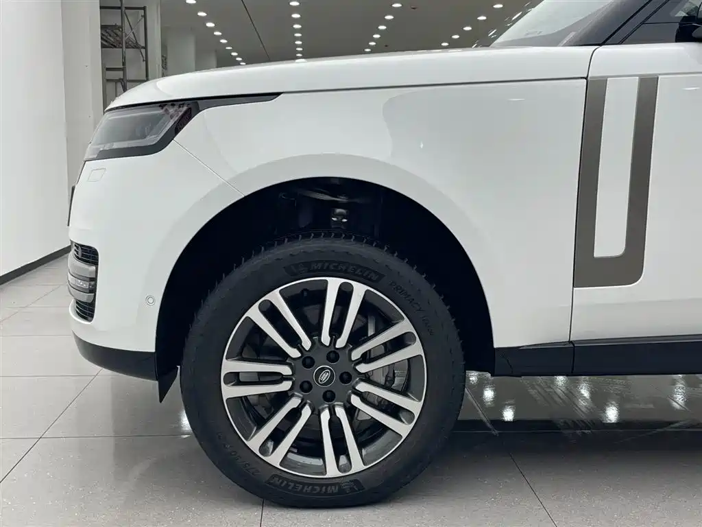 Land Rover Range Rover 2024 3.0 L6 400PS Autobiography LWB 2024 - thumbnail 6
