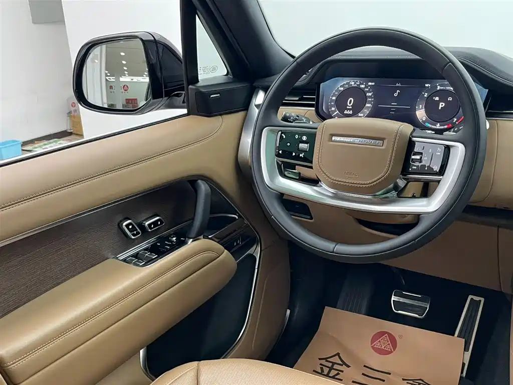 Land Rover Range Rover 2024 3.0 L6 400PS Autobiography LWB 2024 - thumbnail 30
