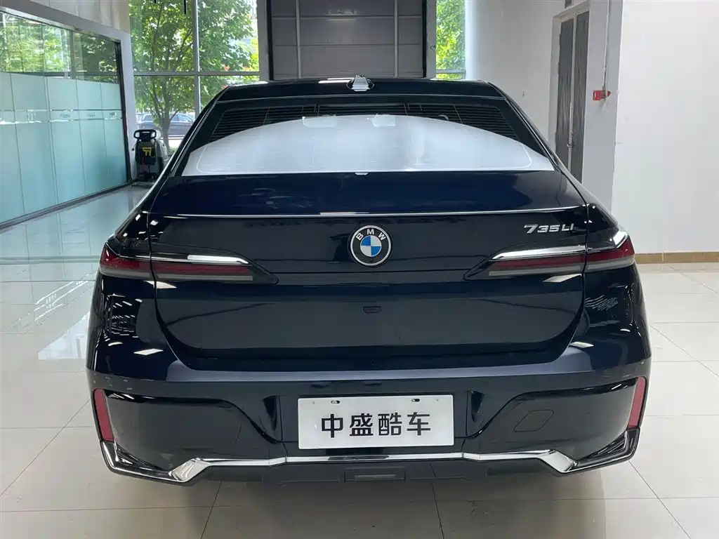 BMW BMW 7 Series 2023 735Li M Sport Package 2024 - thumbnail 6
