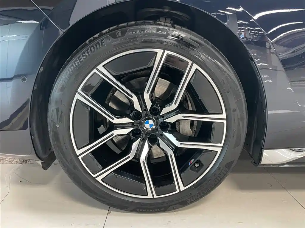 BMW BMW 7 Series 2023 735Li M Sport Package 2024 - thumbnail 20