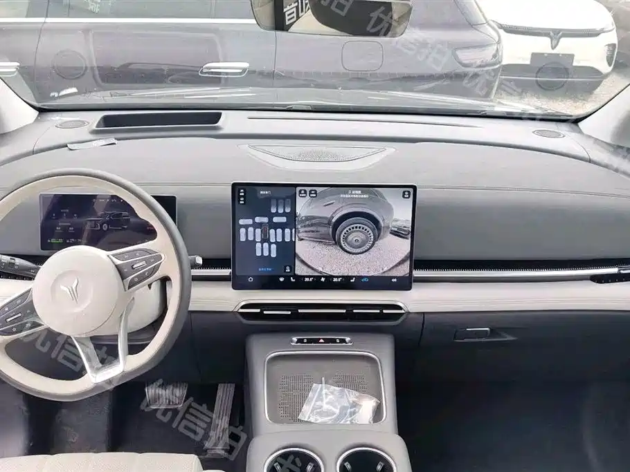 Voyah Voyah Dreamer 2025 PHEV AWD Noble Qiankun Edition 2025 - thumbnail 6
