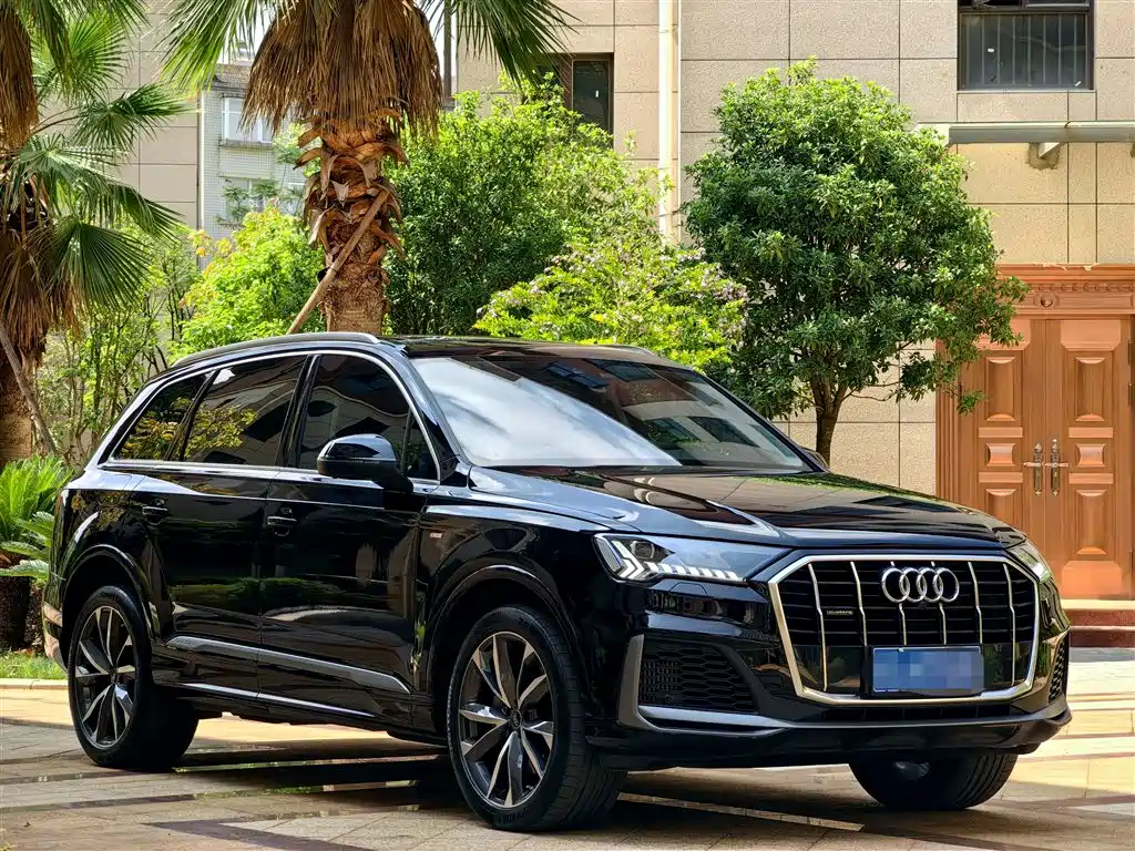 Audi Audi Q7 2023 55 TFSI quattro S line 2023 - thumbnail 3