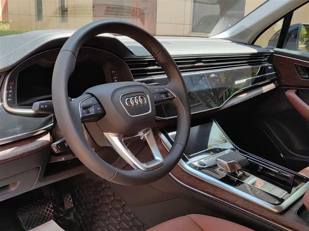 Audi Audi Q7 2023 55 TFSI quattro S line 2023 - thumbnail 6