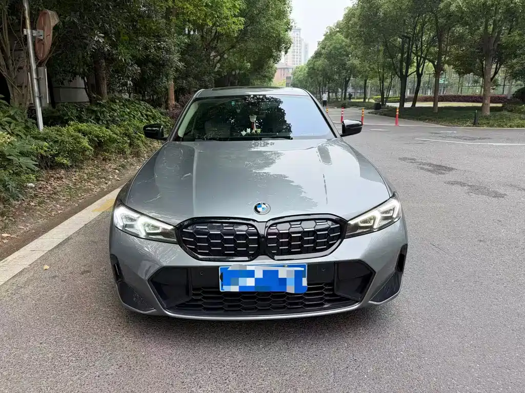 BMW BMW 3 Series 325i M Sport Night Edition 2023 - thumbnail 2