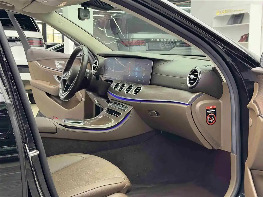 Mercedes-Benz Mercedes-Benz E 350 e L 2022 - thumbnail 7