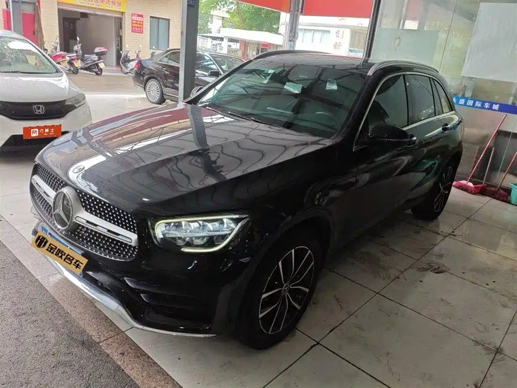 Mercedes-Benz Mercedes-Benz GLC 2021 GLC 260 L 4MATIC Luxury 2021 - thumbnail 2