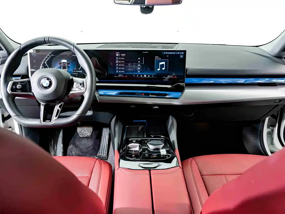 BMW BMW 5 Series 2025 530Li Leading Edition M Sport Package 2025 - thumbnail 13