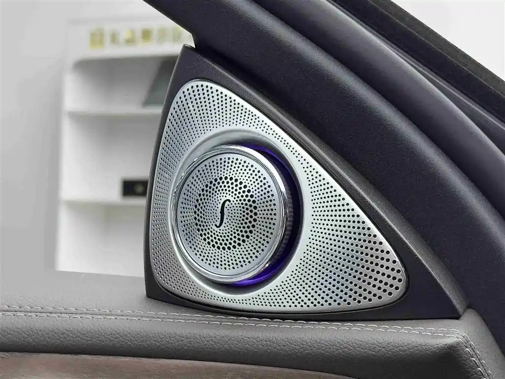 Mercedes-Benz Mercedes-Benz E 350 e L 2022 - thumbnail 15