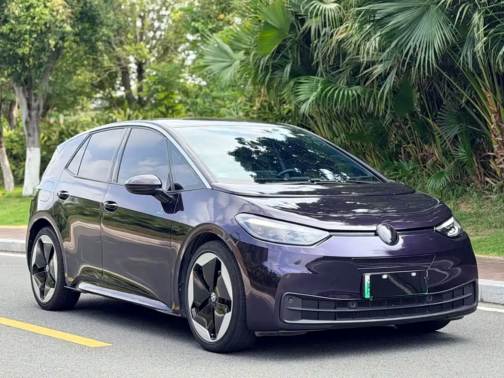 Volkswagen ID.3 Pure 2023 - thumbnail 3