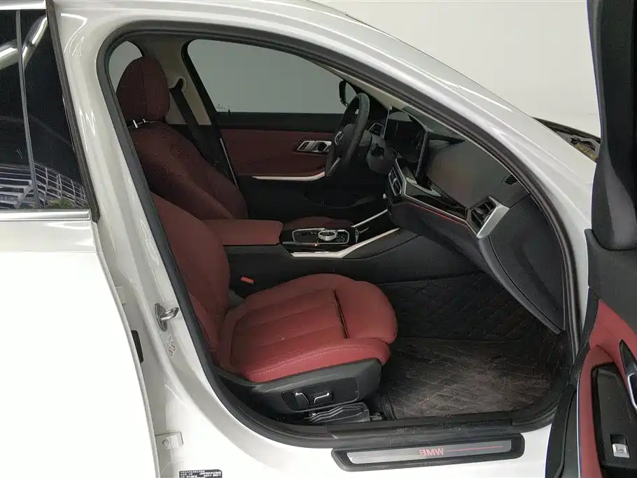 BMW BMW i3 eDrive 35 L 2023 - thumbnail 8