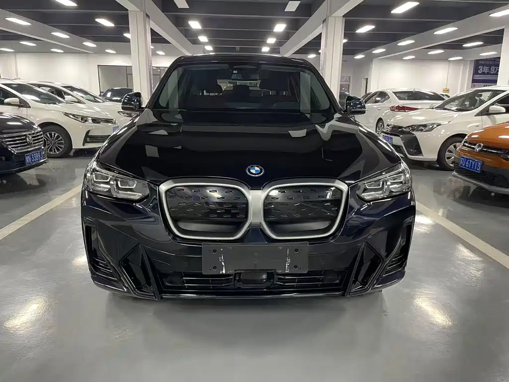 BMW BMW iX3 2024 Leading Edition 2024 - thumbnail 2