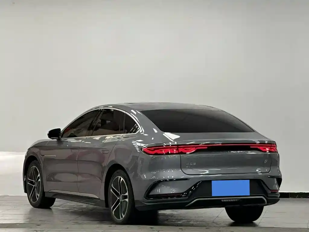 BYD Han EV 605KM FWD Prestige Edition 2024 - thumbnail 6