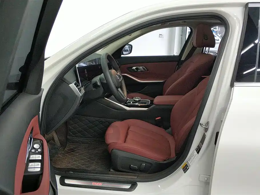 BMW BMW i3 eDrive 35 L 2023 - thumbnail 9