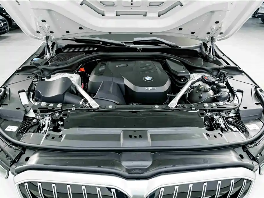 BMW BMW 5 Series 2025 530Li Leading Edition M Sport Package 2025 - thumbnail 25