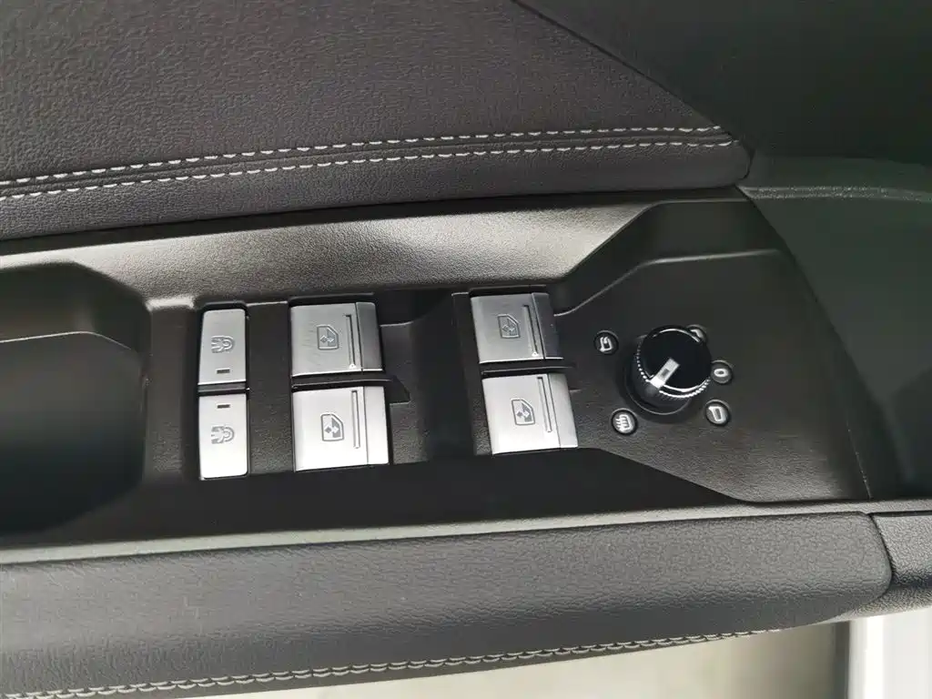 Audi Audi Q4 e-tron 2023 40 e-tron Edition 2024 - thumbnail 9