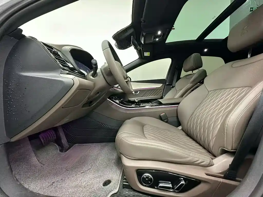 BYD Han EV 605KM FWD Prestige Edition 2024 - thumbnail 8