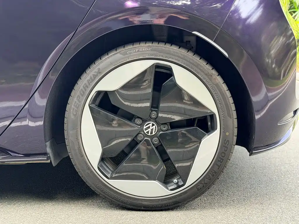 Volkswagen ID.3 Pure 2023 - thumbnail 10