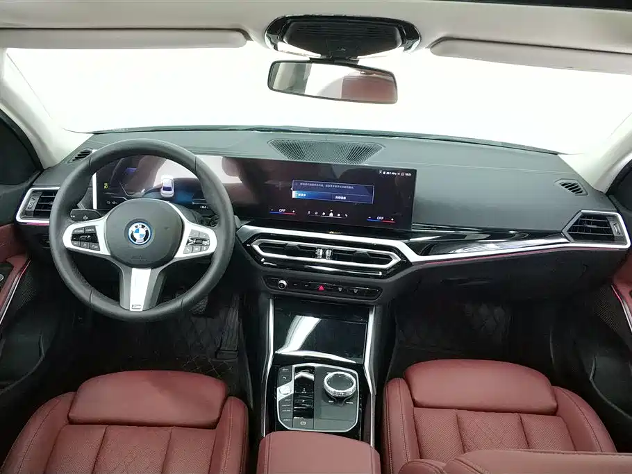 BMW BMW i3 eDrive 35 L 2023 - thumbnail 12