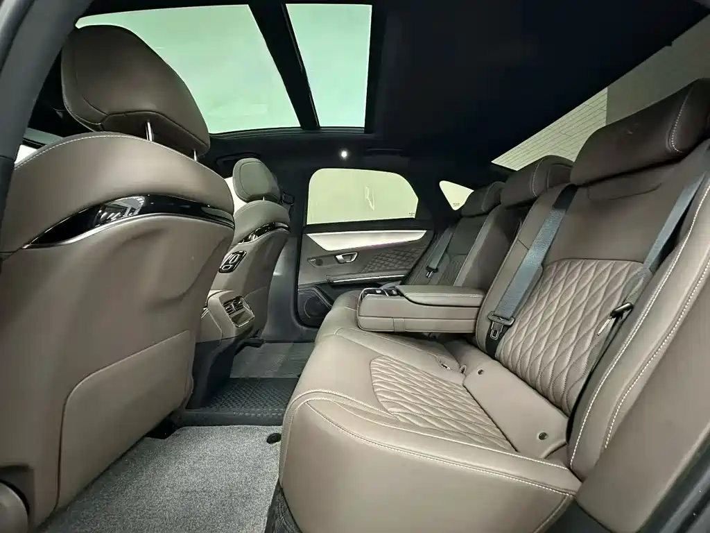 BYD Han EV 605KM FWD Prestige Edition 2024 - thumbnail 9