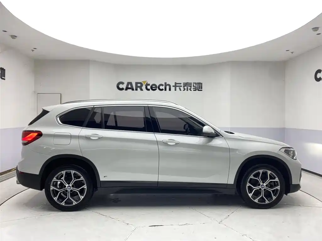 BMW BMW X1 2020 sDrive25Li Leading Edition 2020 - thumbnail 4